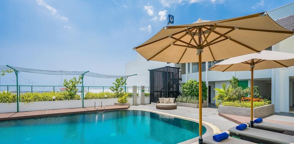 Rattanachol Hotel Chonburi Exteriér fotografie
