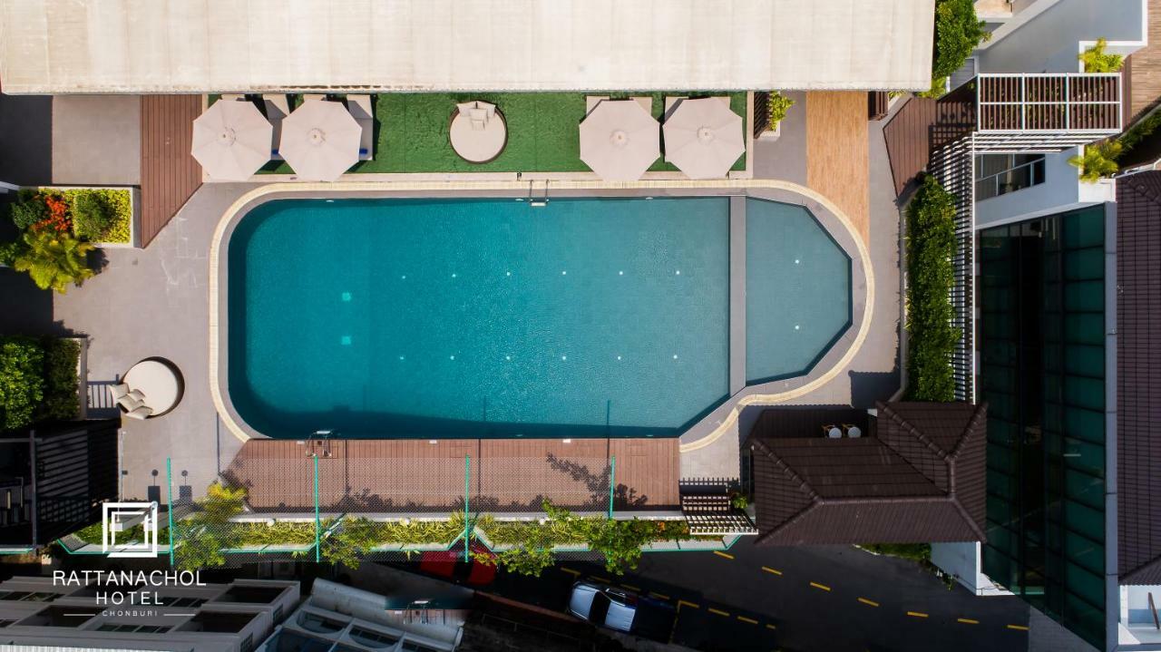 Rattanachol Hotel Chonburi Exteriér fotografie