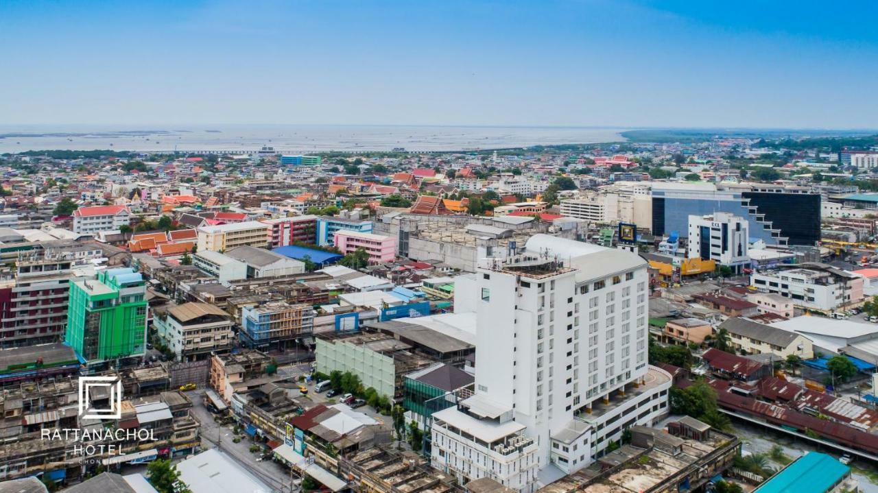 Rattanachol Hotel Chonburi Exteriér fotografie