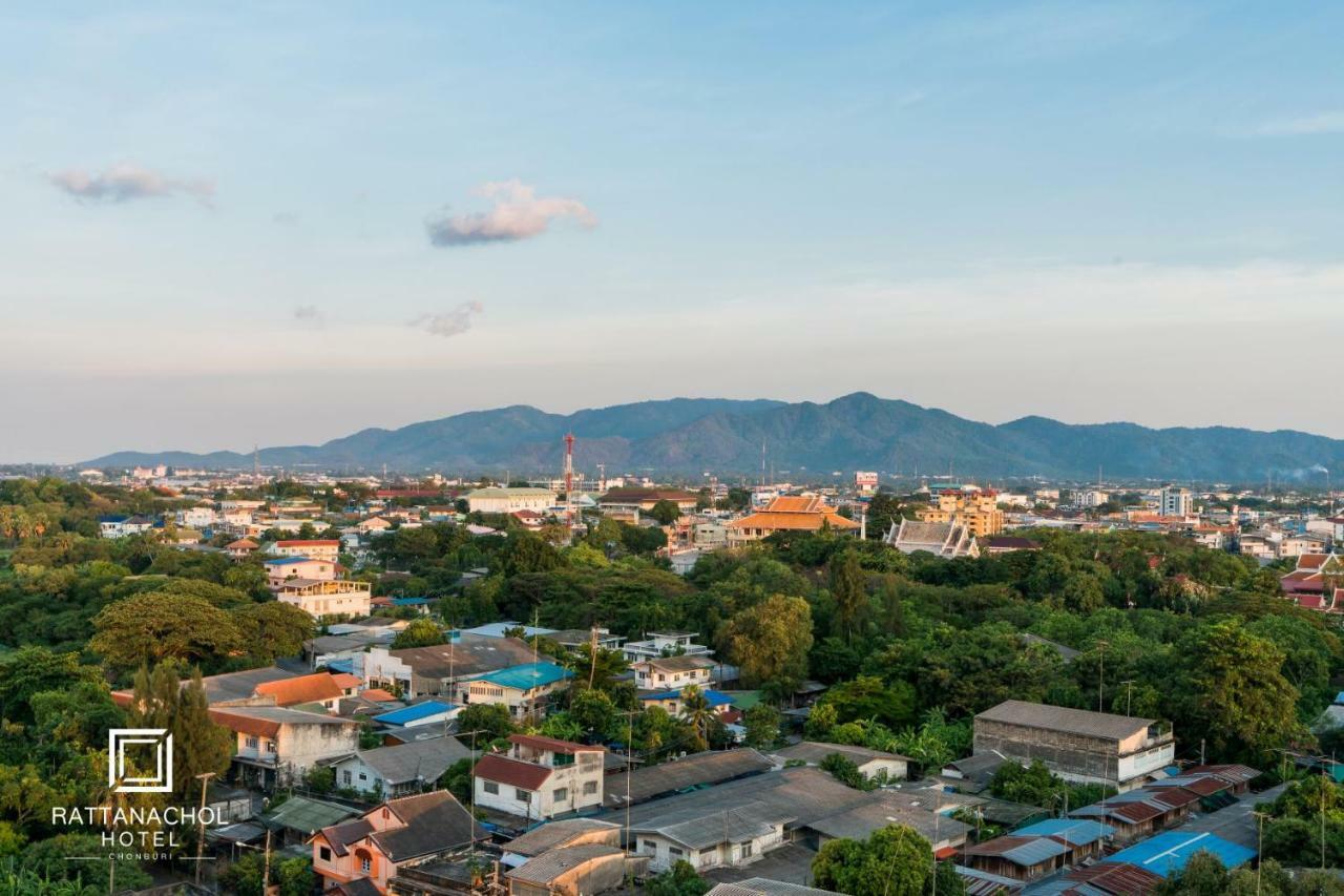 Rattanachol Hotel Chonburi Exteriér fotografie