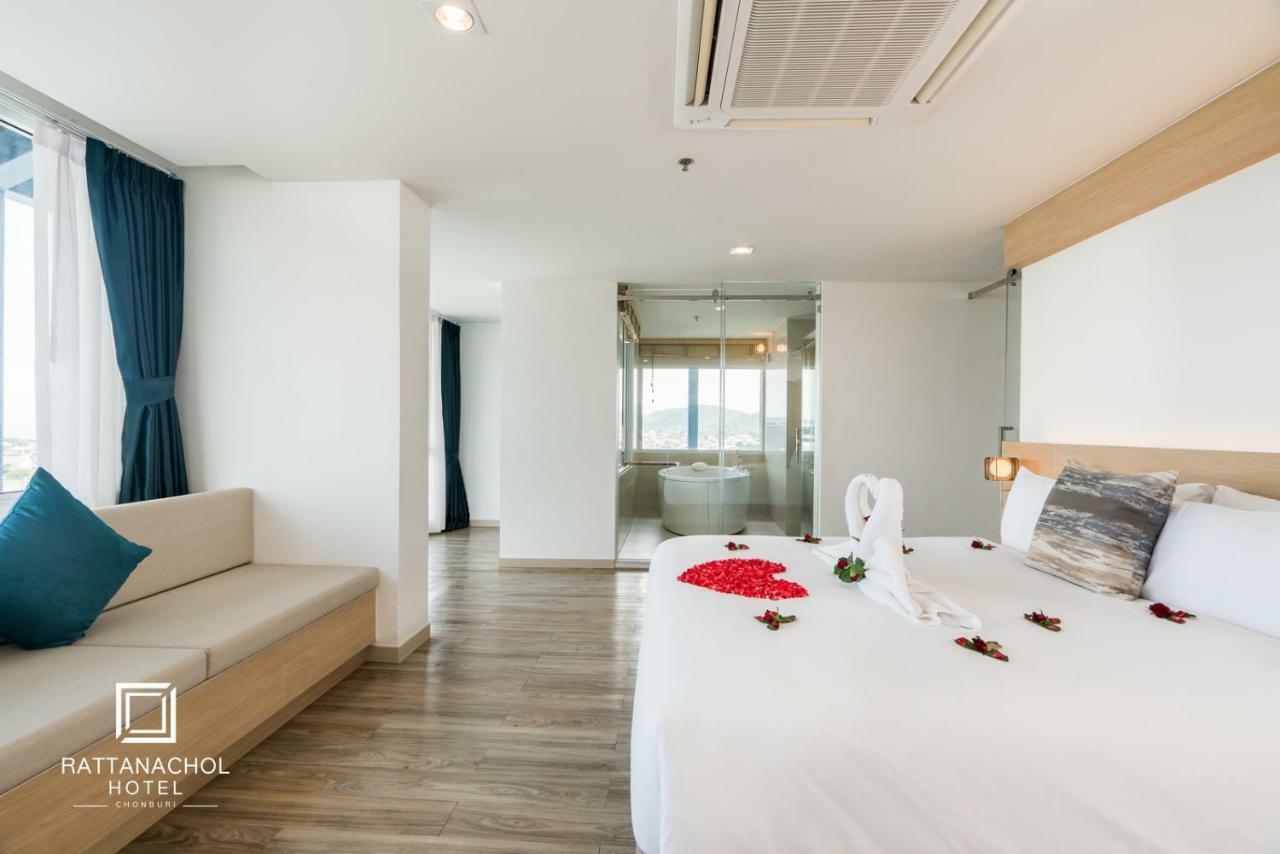 Rattanachol Hotel Chonburi Exteriér fotografie