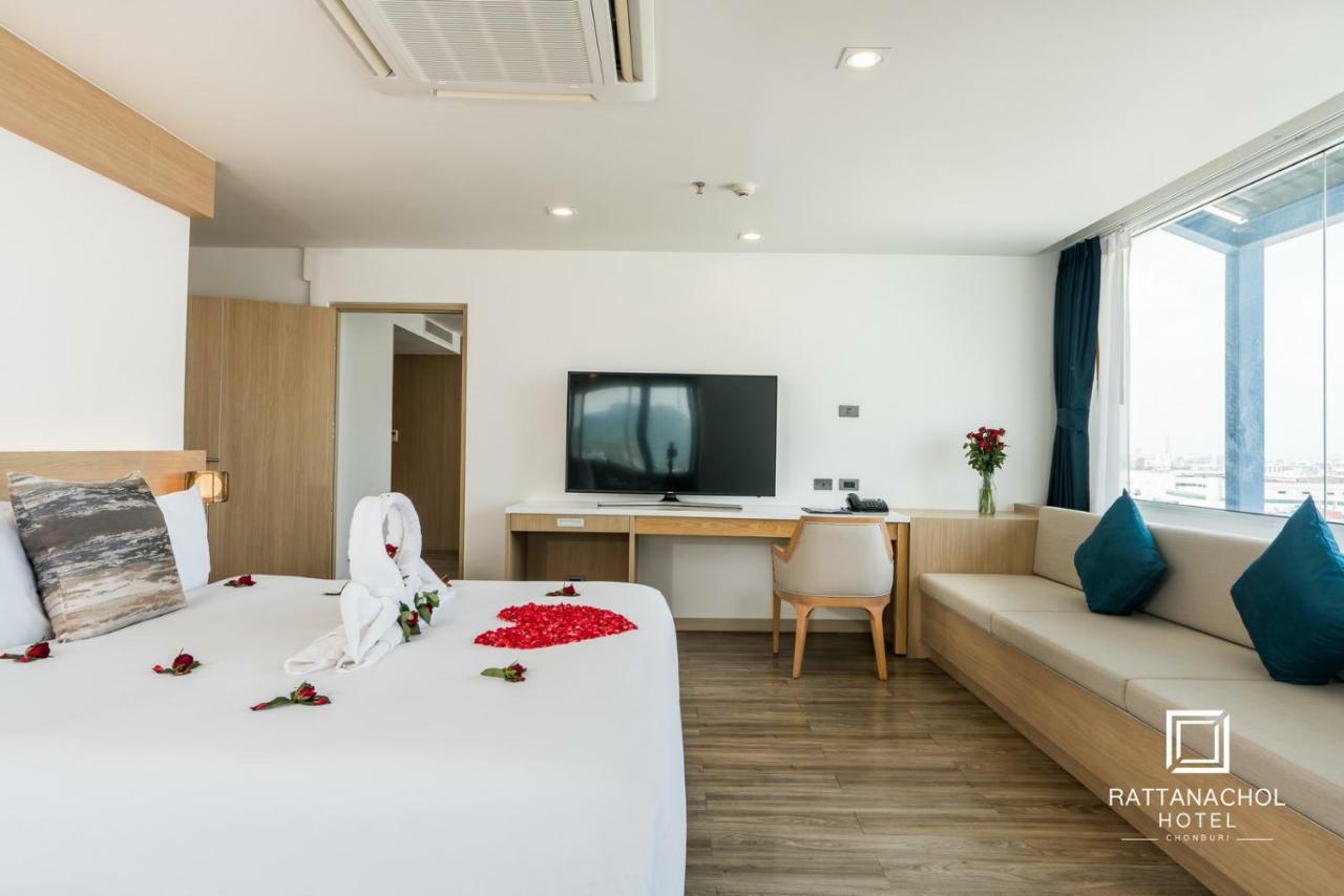 Rattanachol Hotel Chonburi Exteriér fotografie