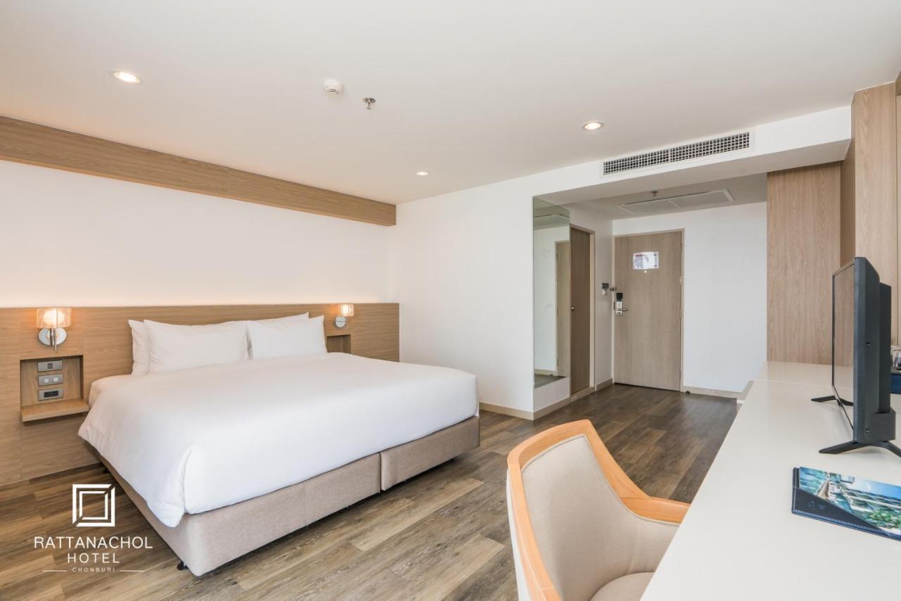 Rattanachol Hotel Chonburi Exteriér fotografie